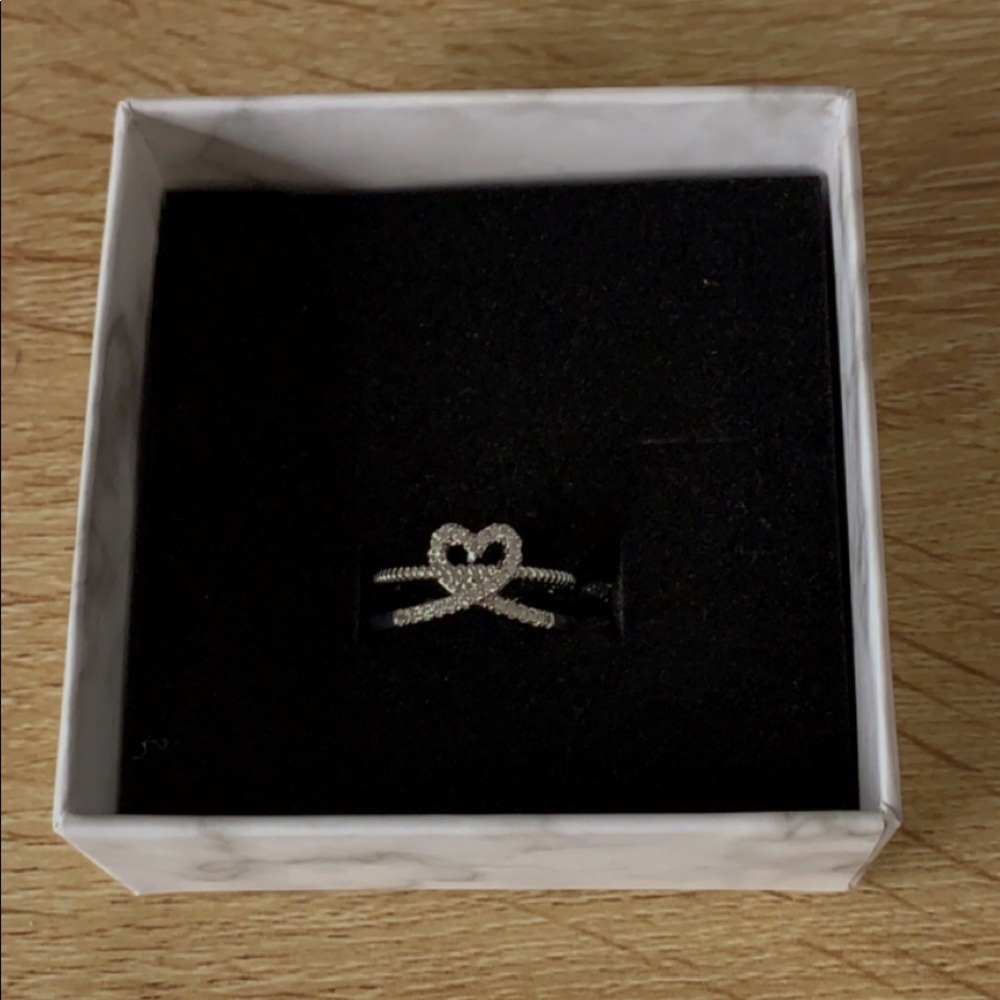 Beautiful infinite heart ring